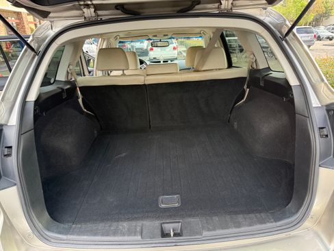 Used 2014 Subaru Outback 2.5i Limited w/ Moonroof Package image 6