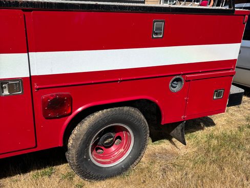 Used 1992 Chevrolet Silverado 3500 4x4 Regular Cab image 5