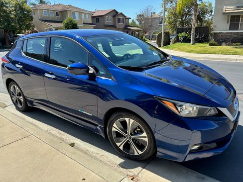 Used 2018 Nissan Leaf SL w/ SL Technology Package image 1