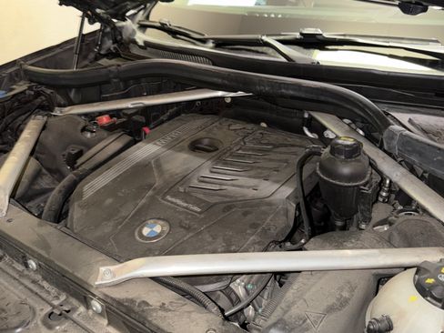 Used 2019 BMW X7 xDrive40i w/ Premium Package AWD/4WD image 5