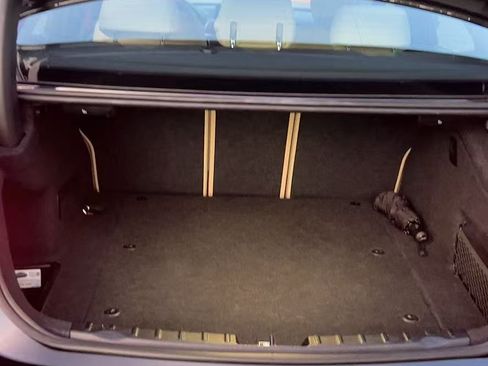 Used 2017 BMW 330e image 5