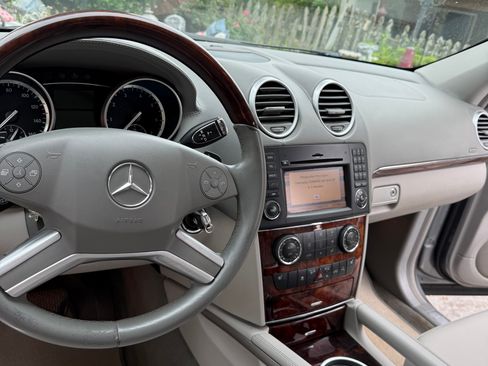 Used 2012 Mercedes-Benz GL 450 4MATIC image 13