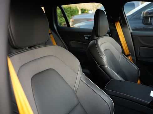 Used 2025 Volvo V60 T8 Polestar w/ Protection Package Premier image 26