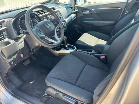 Used 2020 Honda Fit LX image 6