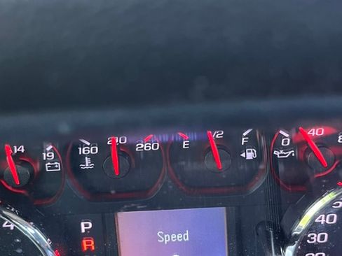 Used 2017 GMC Sierra 1500 2WD Regular Cab image 2