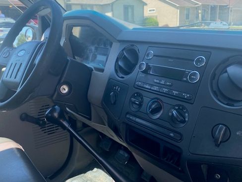 Used 2009 Ford F250 XLT AWD/4WD image 10