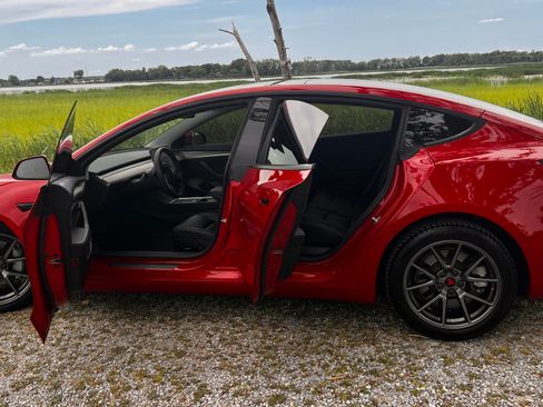 Used 2023 Tesla Model 3 Standard Range RWD image 16