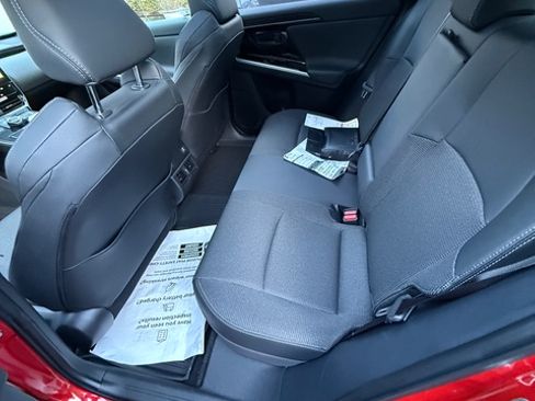 Used 2025 Toyota bZ4X FWD image 12