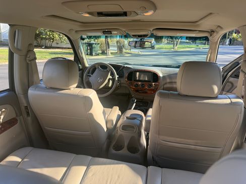 Used 2005 Toyota Tundra Limited image 9