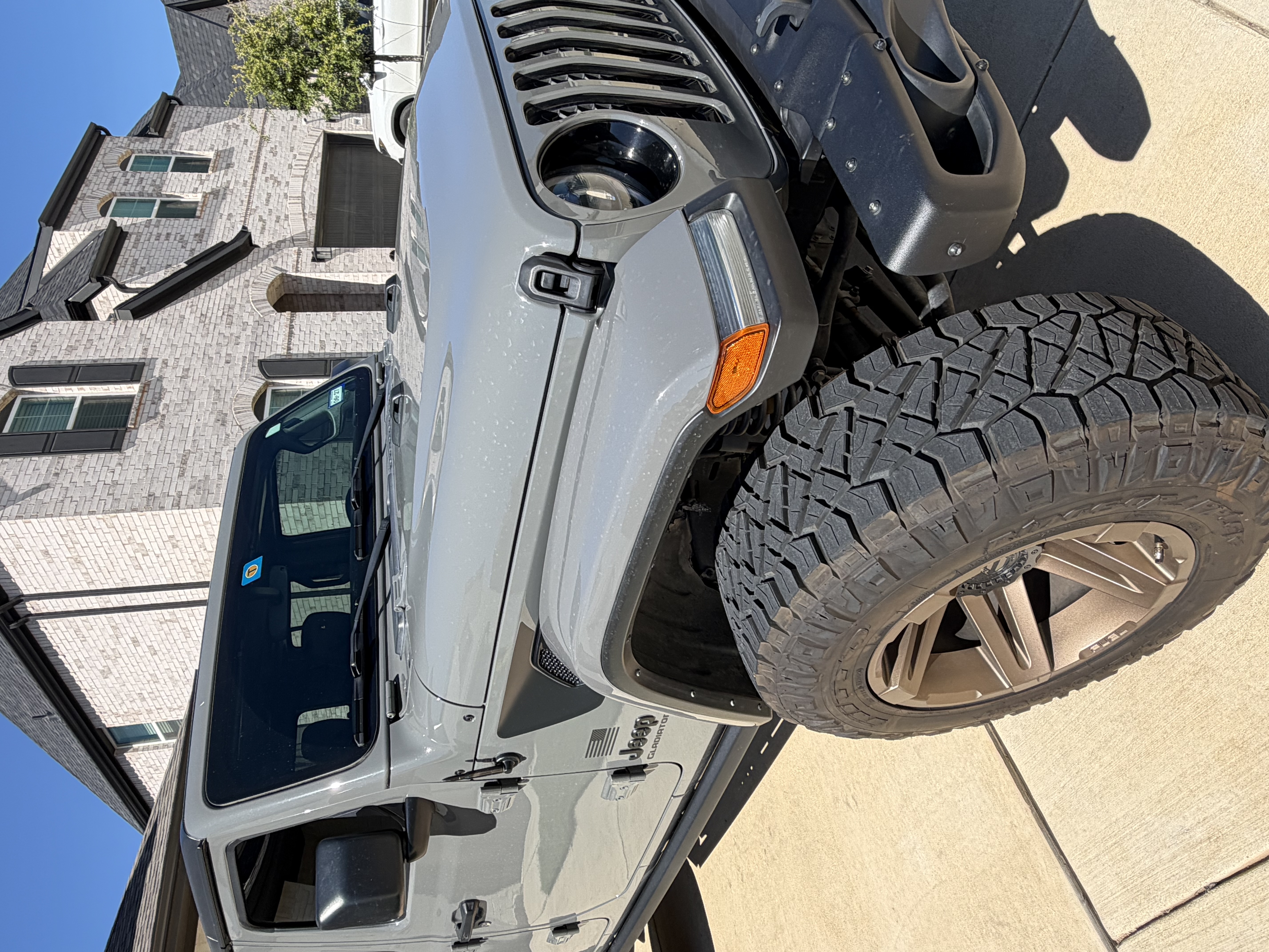Used 2023 Jeep Gladiator Sport AWD/4WD image 10