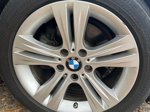 Used 2017 BMW 330i Sedan image 11