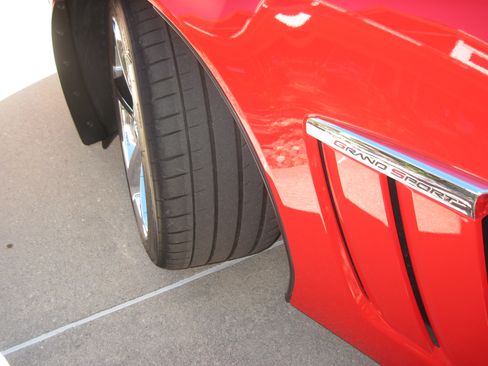 Used 2013 Chevrolet Corvette Grand Sport w/ 2LT Preferred Equipment Group image 19