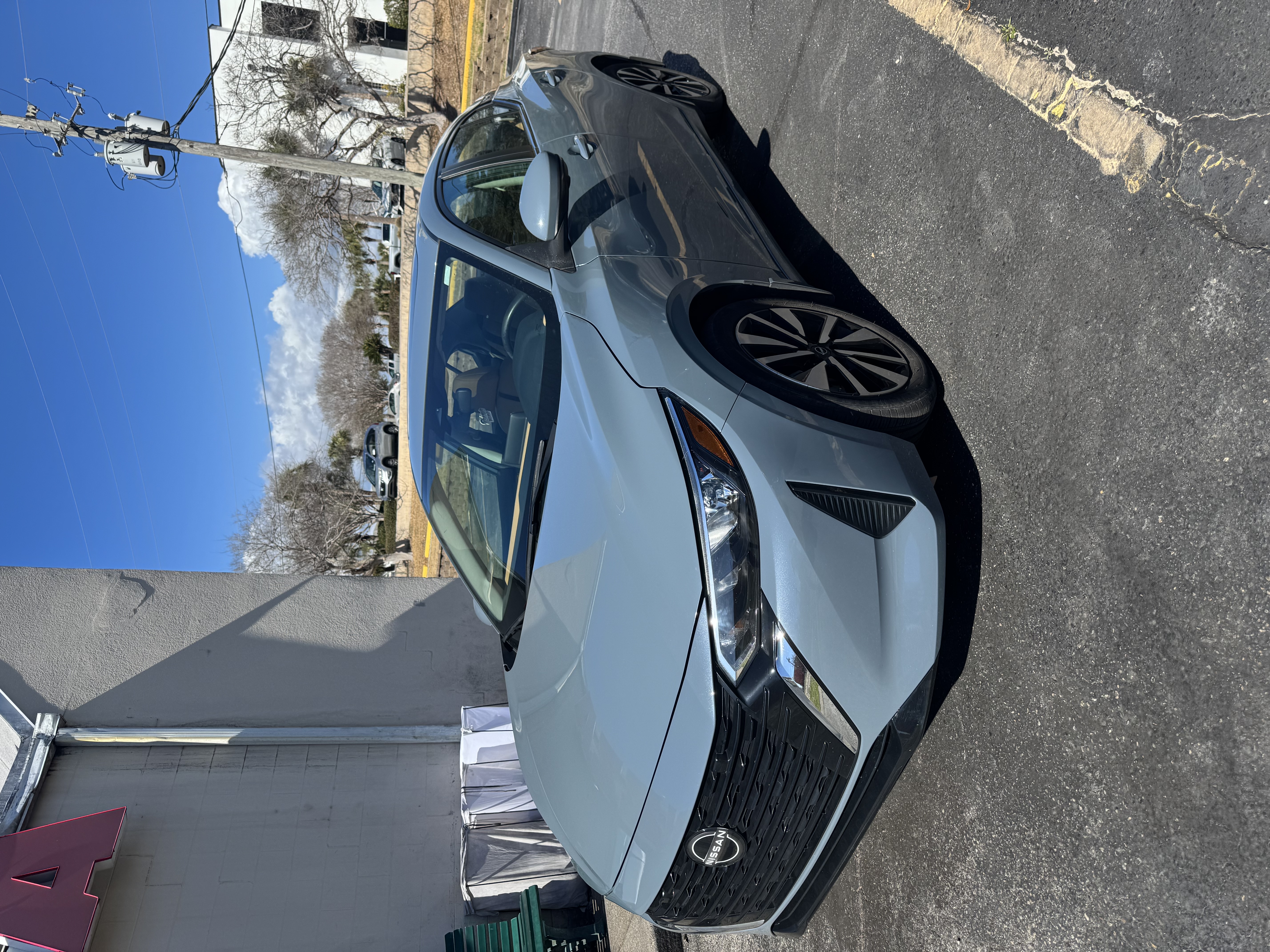 Used 2024 Nissan Sentra SV w/ SV Premium Package FWD image 11