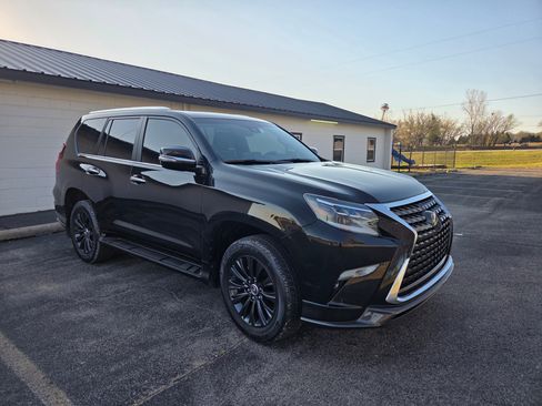 Used 2022 Lexus GX 460 Premium w/ Accessory Package image 1