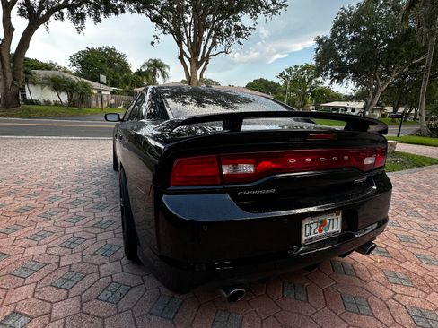 Used 2012 Dodge Charger SRT8 w/ Adaptive Cruise Control Group image 5