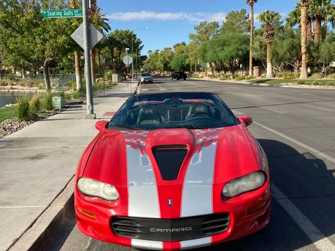 Used 2002 Chevrolet Camaro Z28 w/ SS Performance/Appearance Pkg image 30