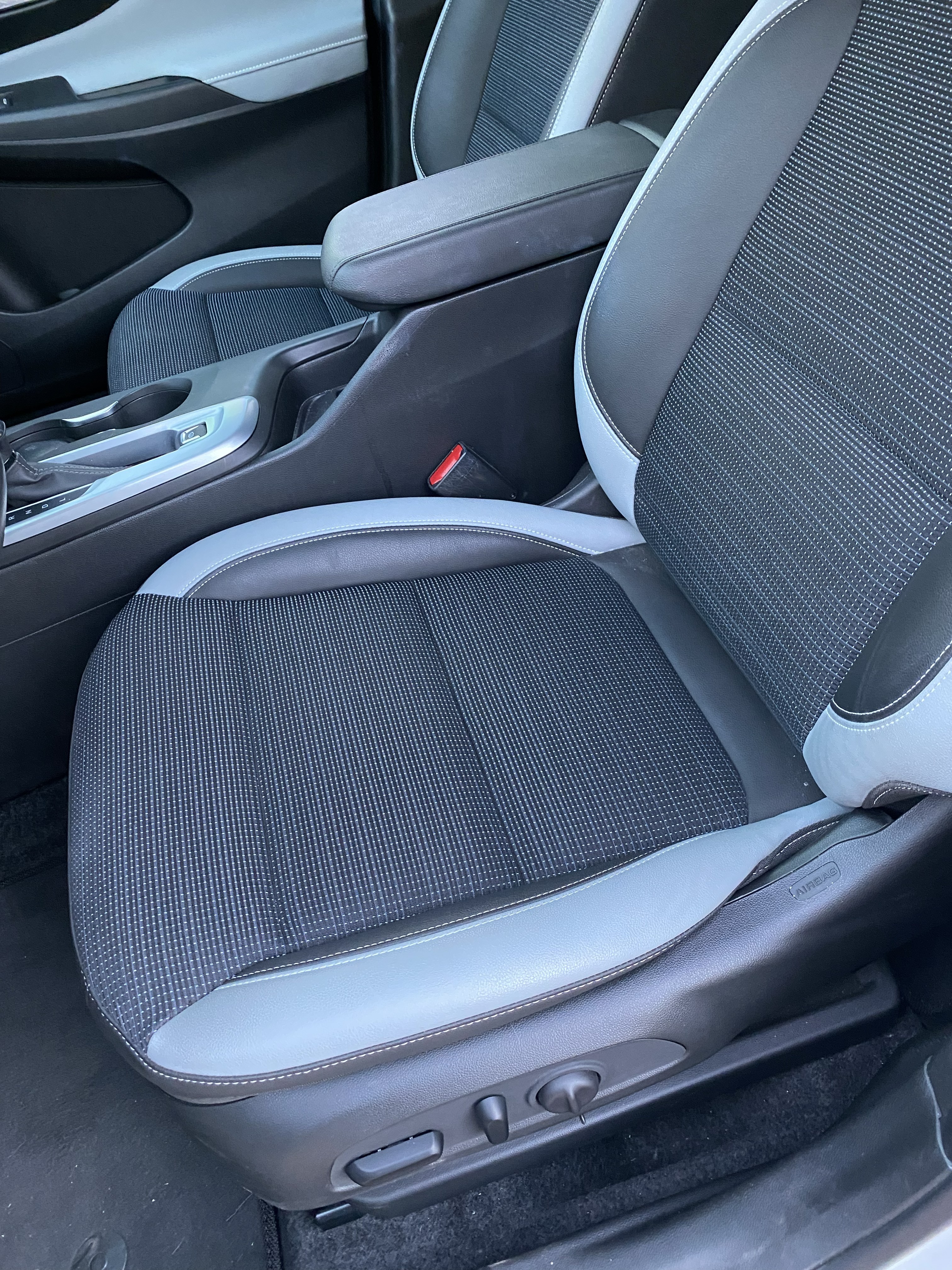 Used 2024 Buick Envista Preferred w/ Convenience I Package FWD image 5