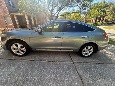 Used 2010 Honda Crosstour EX-L image 1