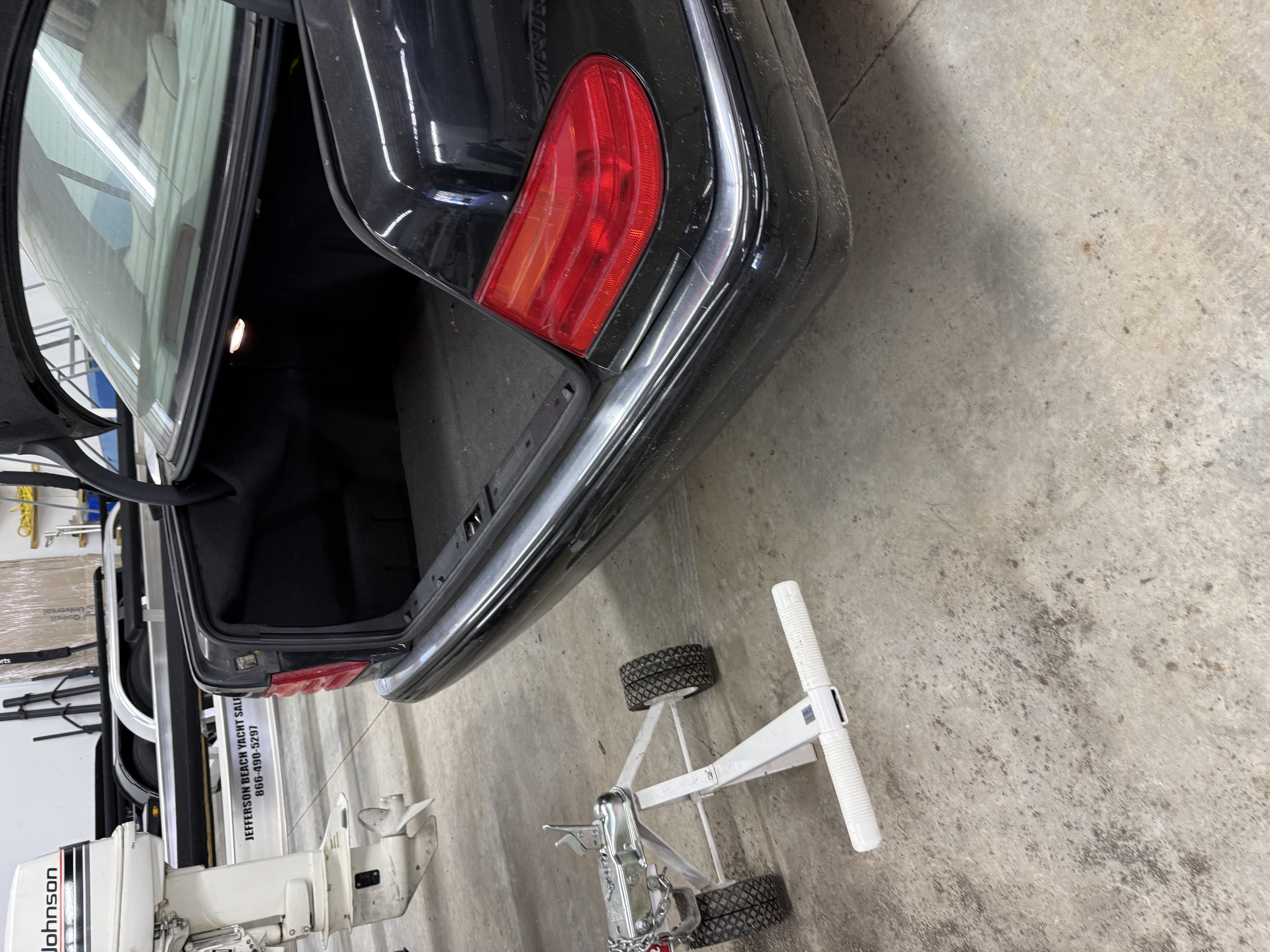 Used 1999 Mercedes-Benz E 320 Sedan image 6