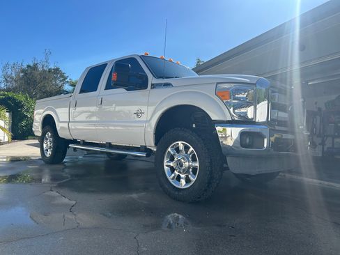 Used 2013 Ford F350 Lariat w/ Lariat Ultimate Pkg image 2