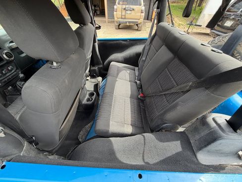 Used 2012 Jeep Wrangler Sport AWD/4WD image 5