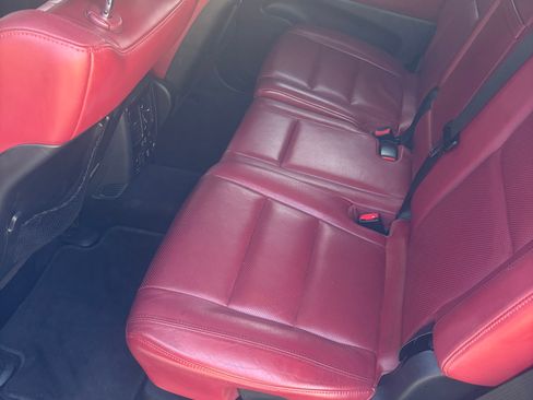 Used 2016 Dodge Durango R/T w/ Technology Group RWD image 4