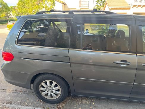 Used 2010 Honda Odyssey EX-L image 9
