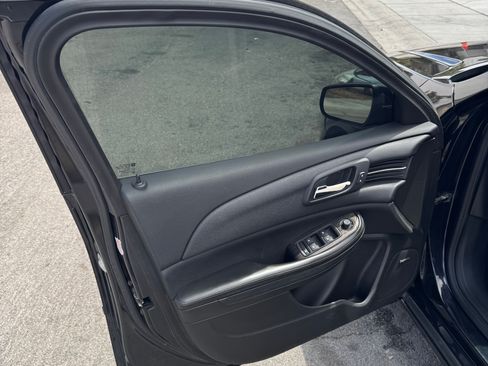 Used 2015 Chevrolet Malibu LT FWD image 11