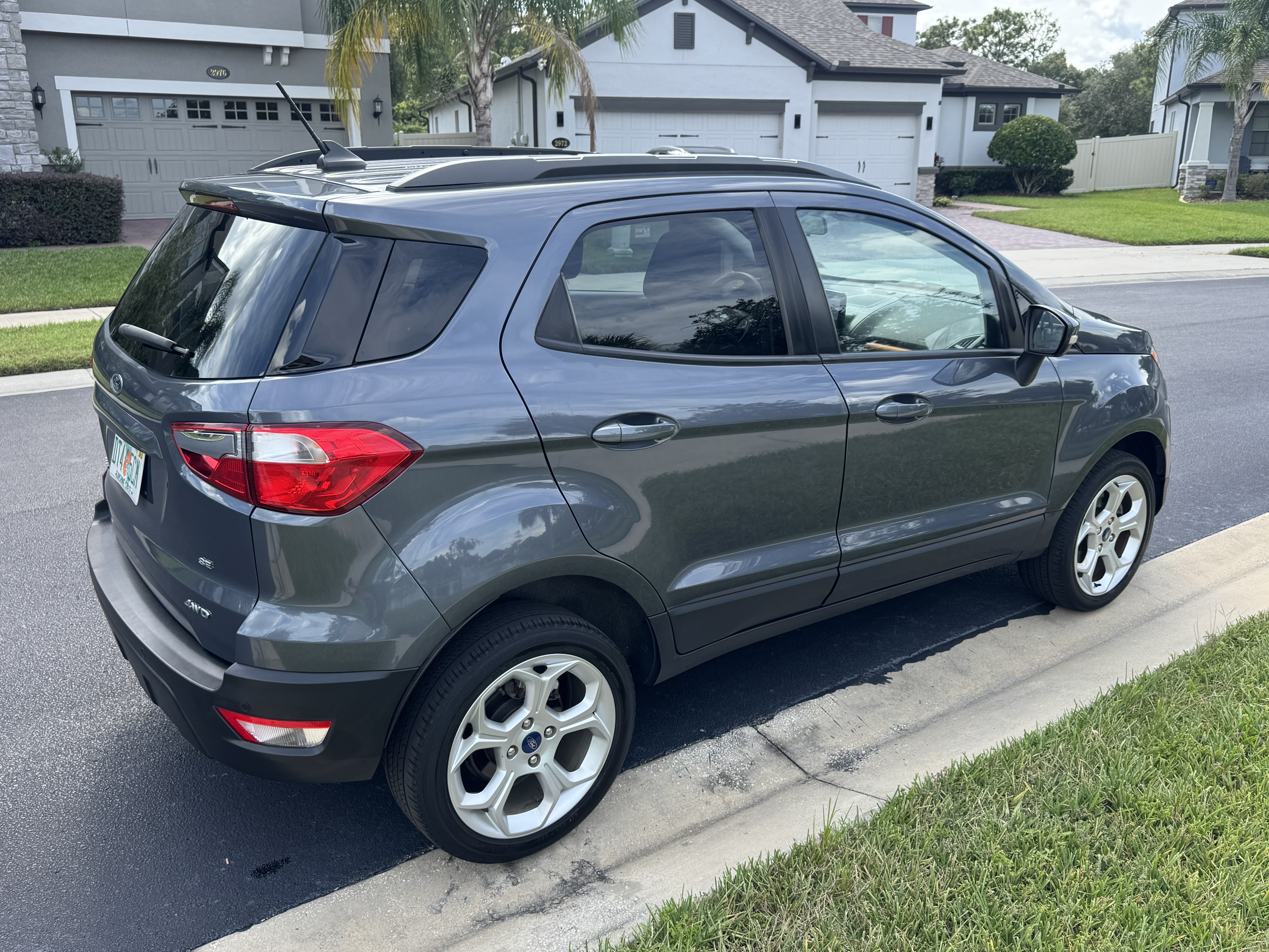 Used 2022 Ford EcoSport SE w/ SE Convenience Package AWD/4WD image 5
