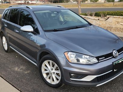 Used 2017 Volkswagen Golf Alltrack SE
