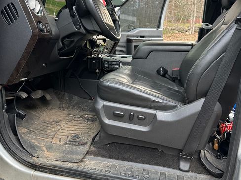 Used 2014 Ford F350 Lariat w/ Lariat Ultimate Package image 13