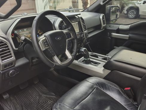 Used 2015 Ford F150 Lariat image 6
