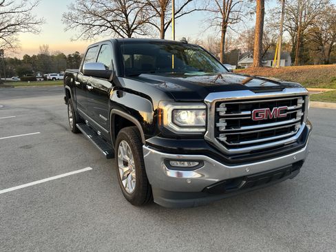 Used 2018 GMC Sierra 1500 SLT w/ SLT Premium Package image 1