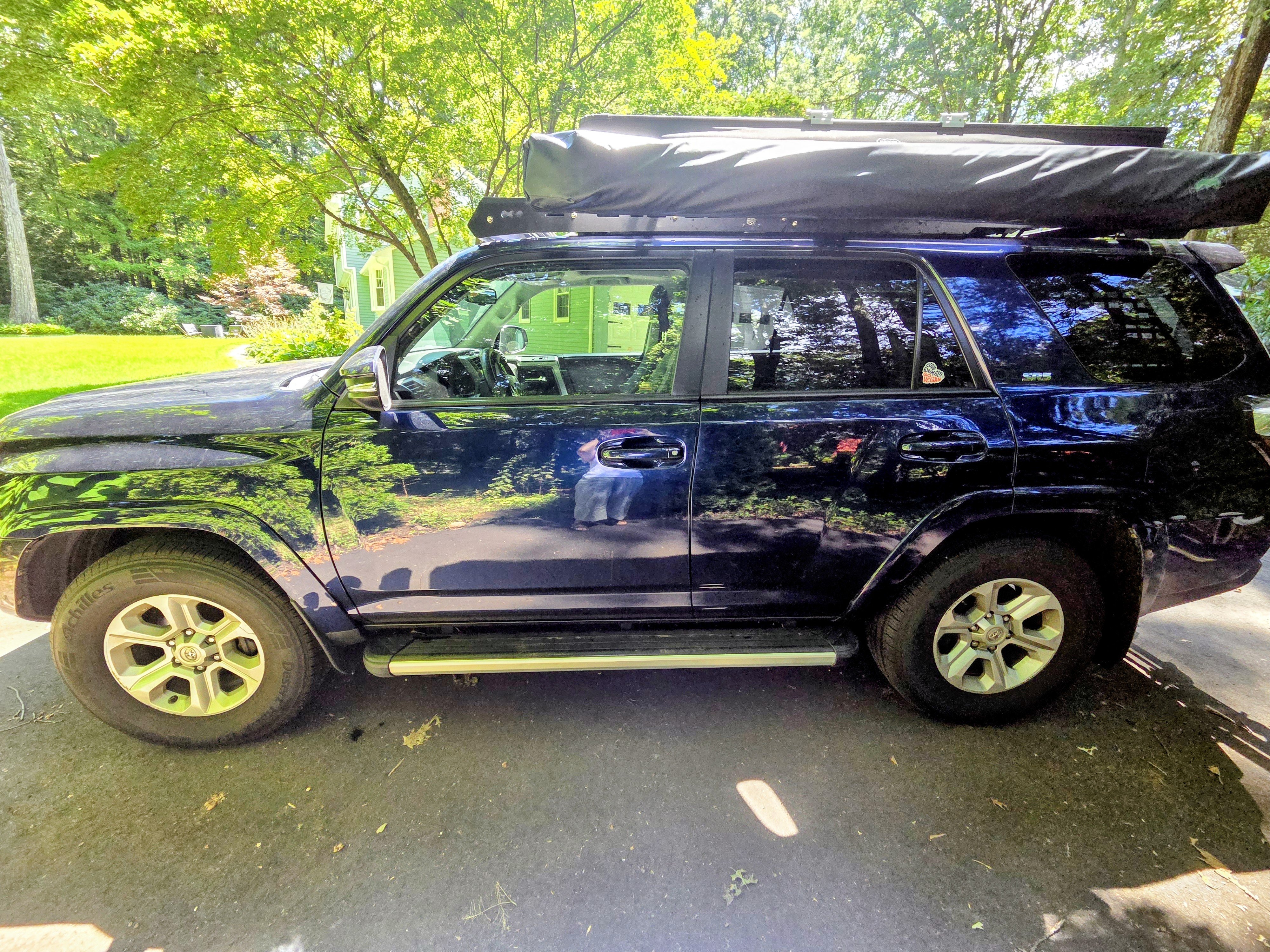 Used 2019 Toyota 4Runner SR5 Premium AWD/4WD image 2