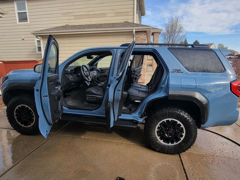 Used 2025 Toyota 4Runner TRD Off-Road Premium w/ Tow Technology Package image 10