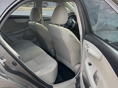 Used 2013 Toyota Corolla L image 14