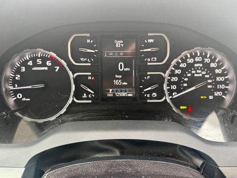 Used 2018 Toyota Tundra Platinum AWD/4WD image 14