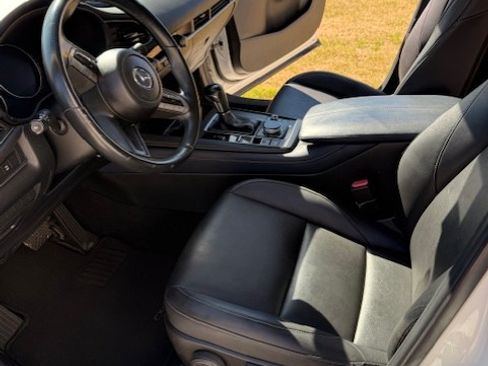 Used 2020 MAZDA CX-30 FWD w/ Select Package image 4