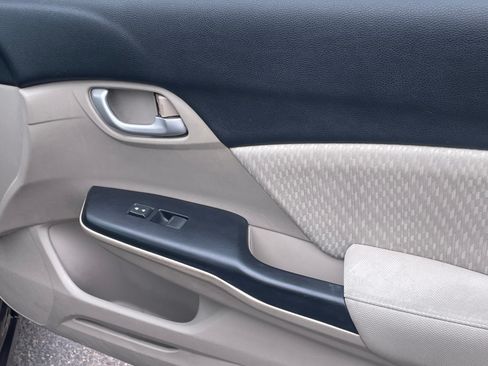 Used 2014 Honda Civic LX image 8