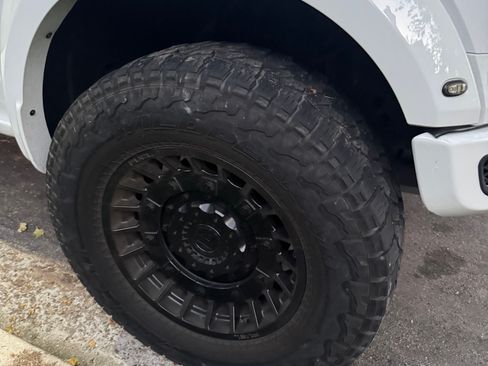 Used 2018 Ford F150 Raptor w/ Equipment Group 802A Luxury AWD/4WD image 5