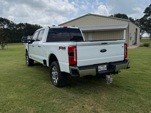 Used 2024 Ford F250 Lariat w/ Lariat Ultimate Package AWD/4WD image 4