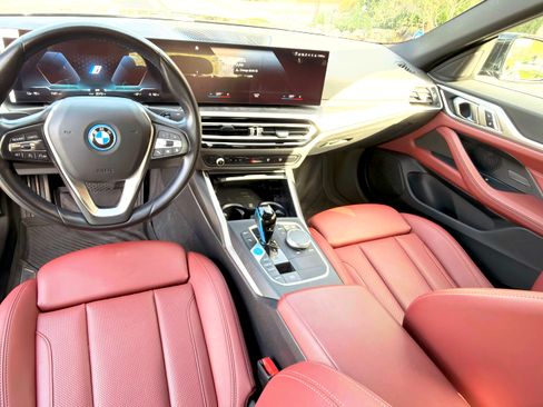 Used 2023 BMW i4 eDrive40 image 1