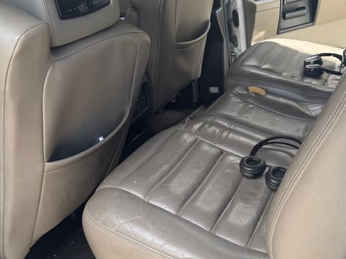 Used 2007 HUMMER H2 SUT w/ Chrome Appearance Package AWD/4WD image 9