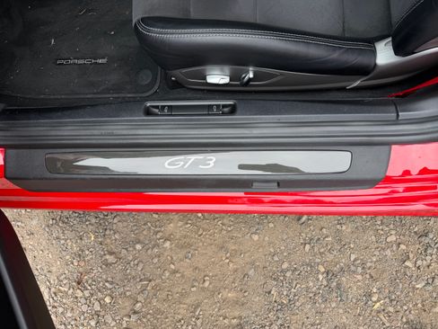 Used 2015 Porsche 911 GT3 RWD image 19