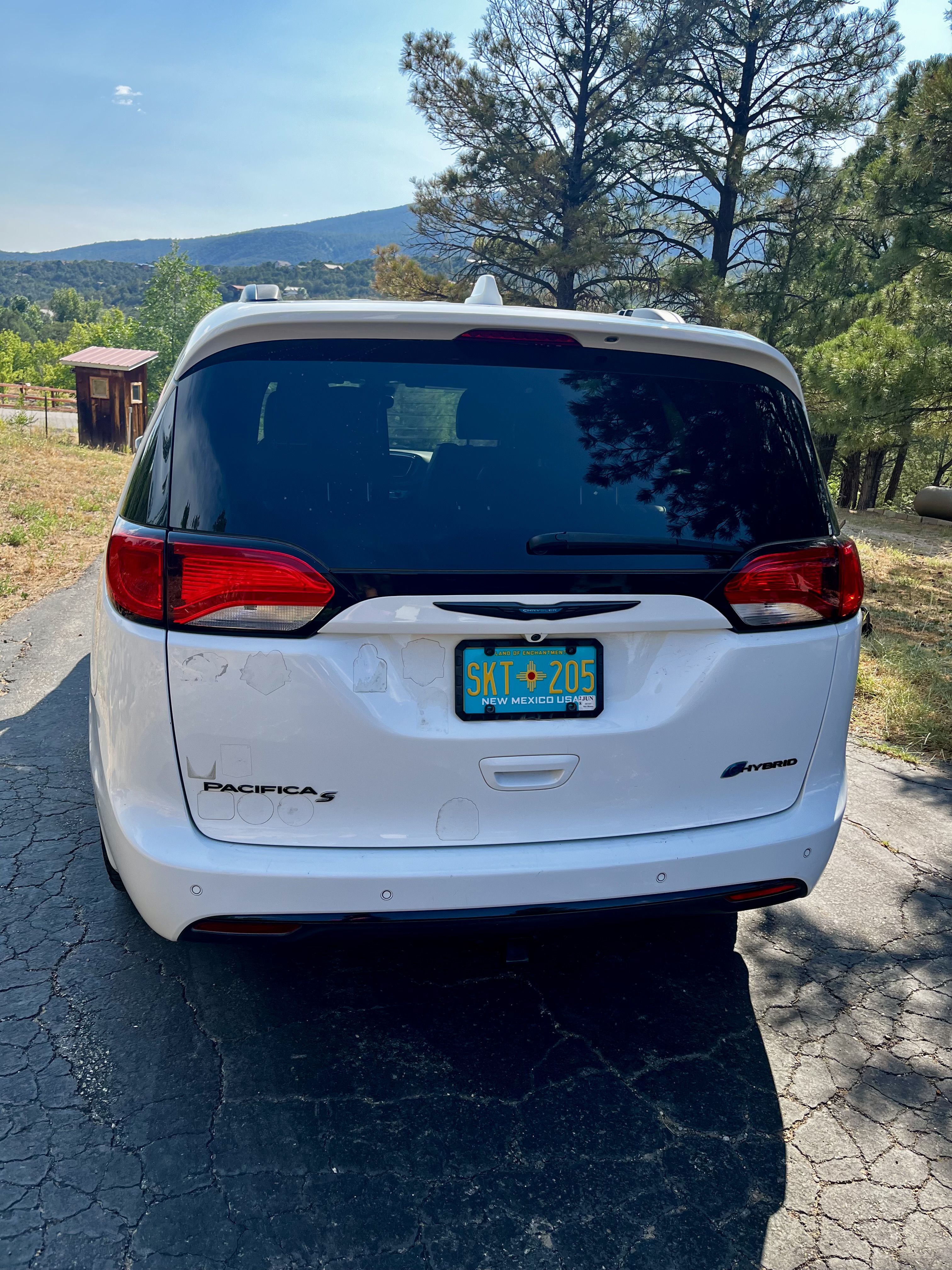 Used 2019 Chrysler Pacifica Limited w/ Advanced Safetytec Group FWD image 5