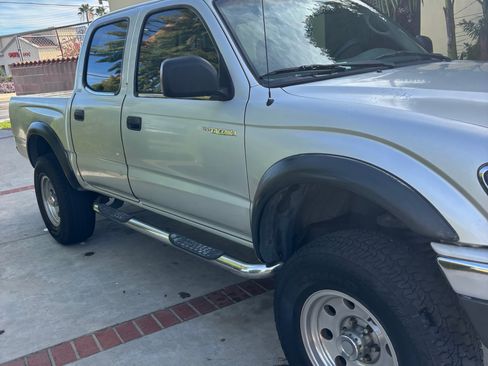 Used 2002 Toyota Tacoma PreRunner image 6