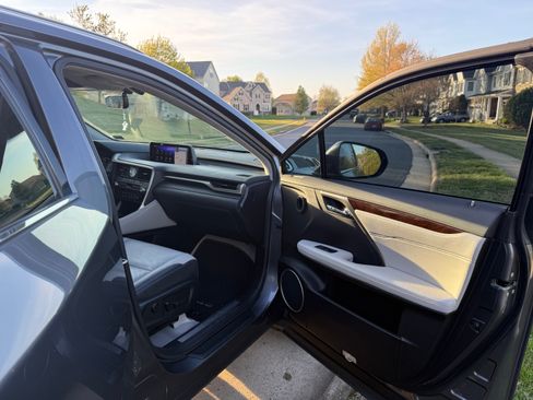 Used 2016 Lexus RX 350 AWD w/ Premium Package image 11