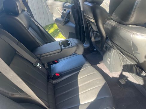 Used 2016 INFINITI QX70 3.7 image 5