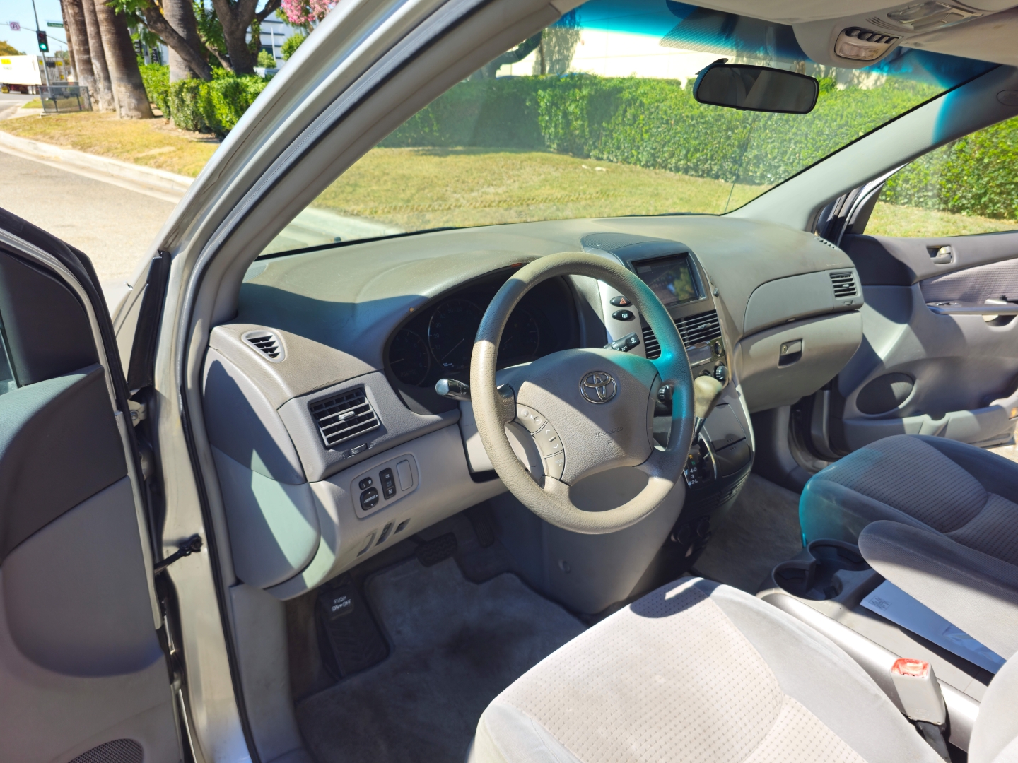 Used 2006 Toyota Sienna LE FWD image 10