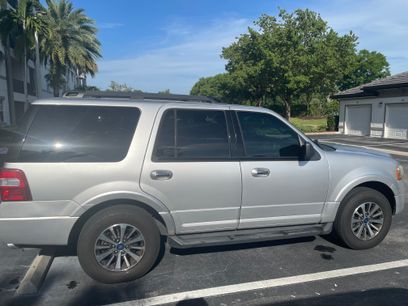 Used 2017 Ford Expedition XLT